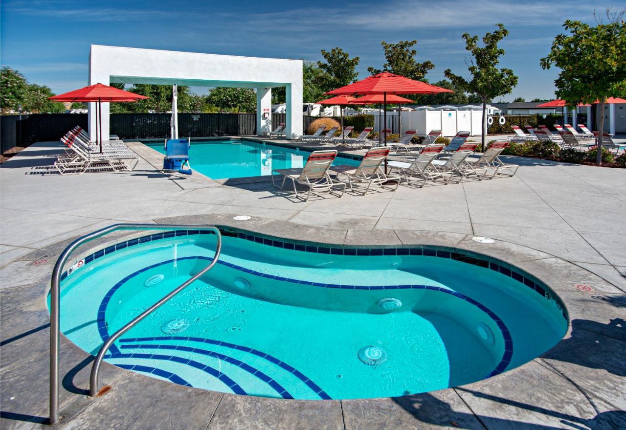 Vines Rv Resort Paso Robles Eksteriør billede